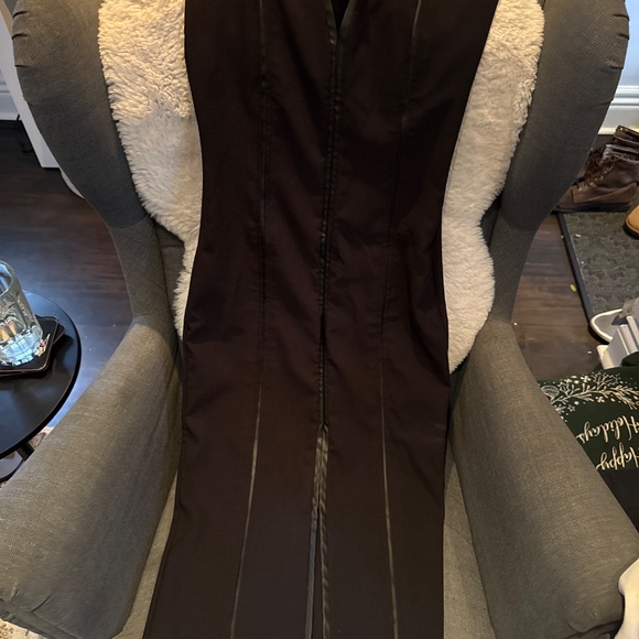 Black Zara midi dress - Picture 2 of 2